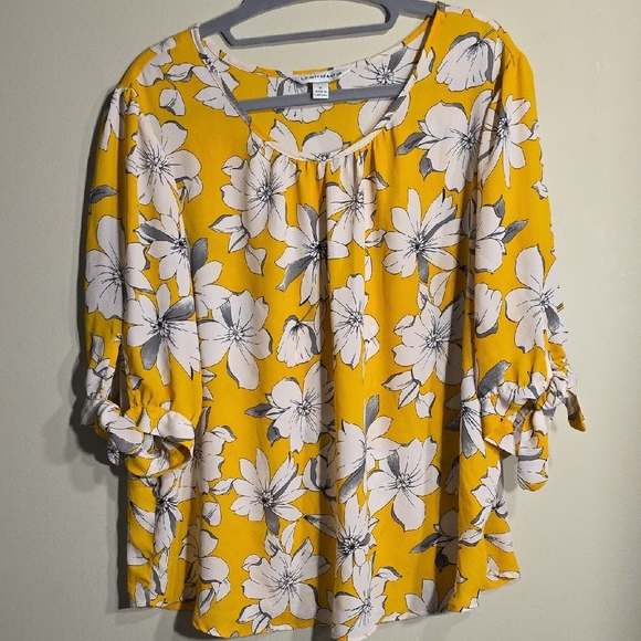 Counterparts Yellow and White Ruffled Blouse - Picture 1 of 4